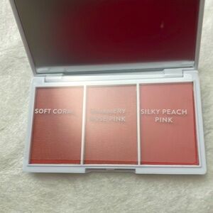 Kaleido Cosmetics Skin Luminate Blush Trio